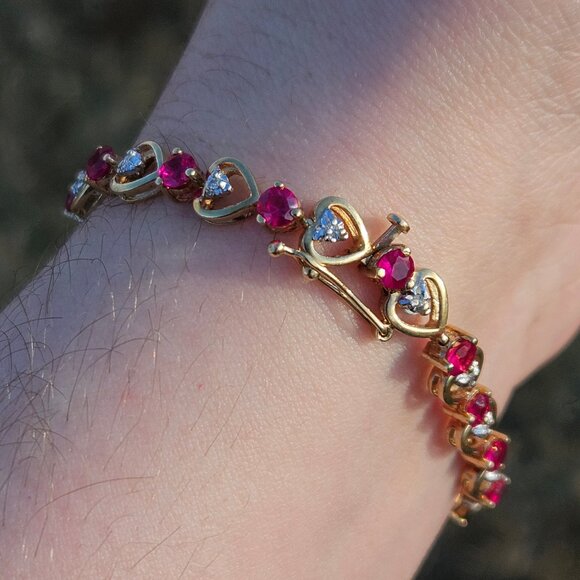 10KT Yellow Gold Diamond & Lab Grown Ruby Heart Link Tennis Bracelet 8 Inches - Picture 9 of 15